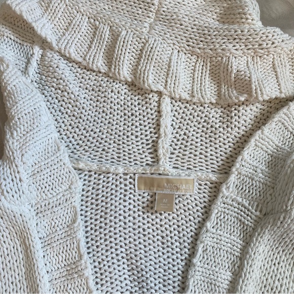 Michael MK White Cardigan - Picture 4 of 10